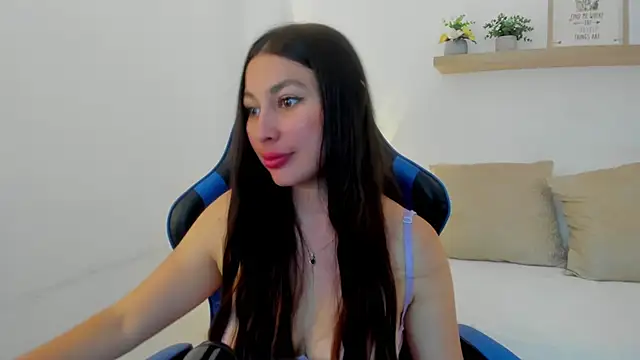 bella_99_ live webcam