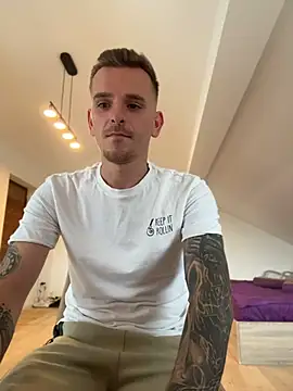 huge_cock22cm (Ask my age) - Let's have fun