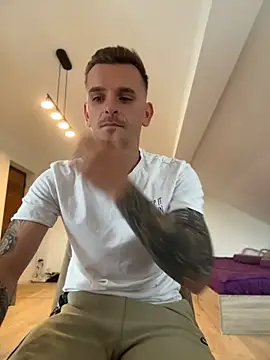 Huge_cock22cm avatar