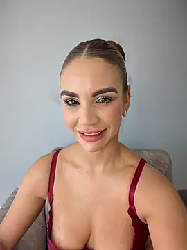 Lia_Brooks
