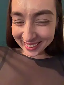 Holly_Play