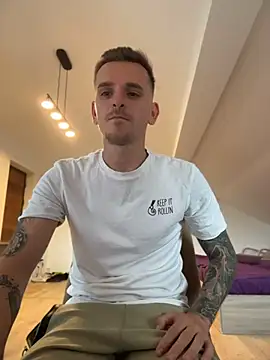huge_cock22cm (Ask my age) - Let's have fun