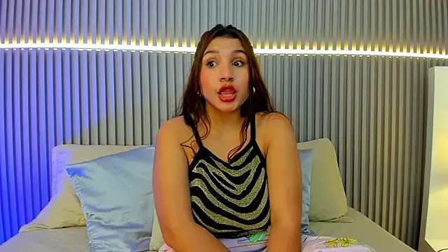 Victoria_Rosee live cam