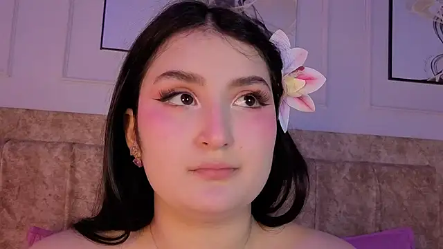 zoe_moon__ webcam