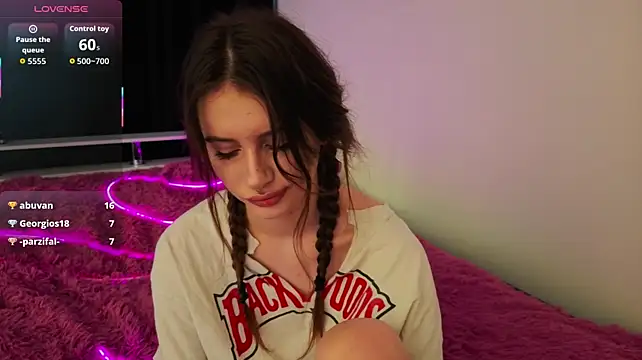 evvaavve live cam on StripChat