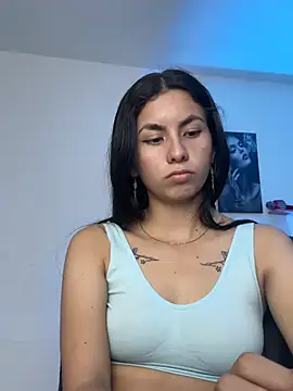 SOL-9 live cam on StripChat