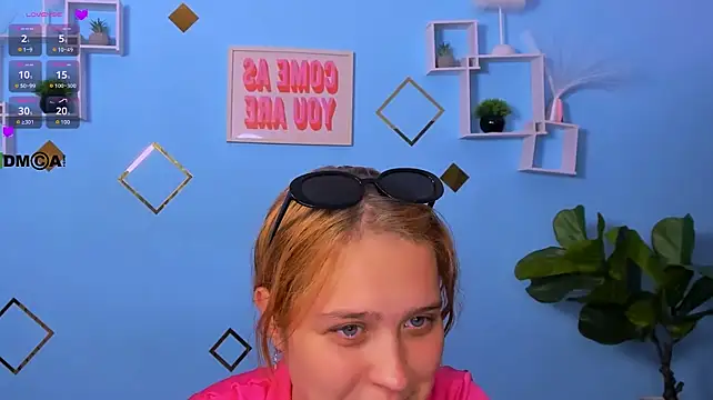 roxy_starr_