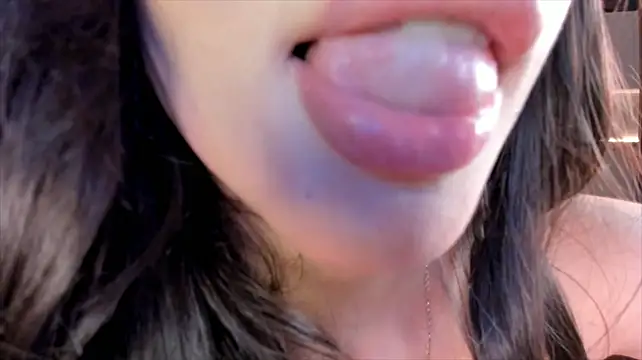 Ella_lee15 webcam