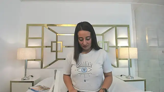 AngelicaLux live cam on StripChat