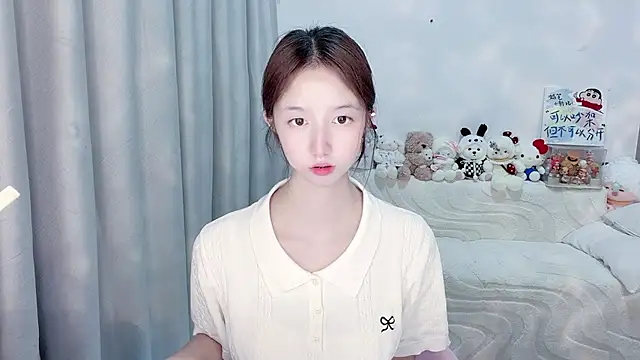 lucky-tt live cam on StripChat