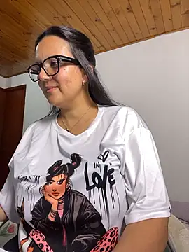 SWEETLILY18 webcam