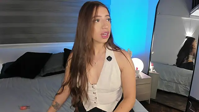 MERIDA_TAYLOR live cam on StripChat