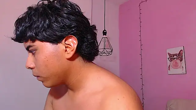 stefano_piero live cam on StripChat