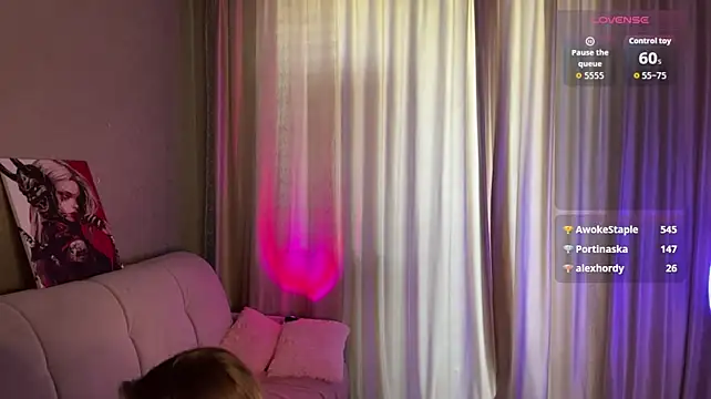 creamberryy live cam on StripChat