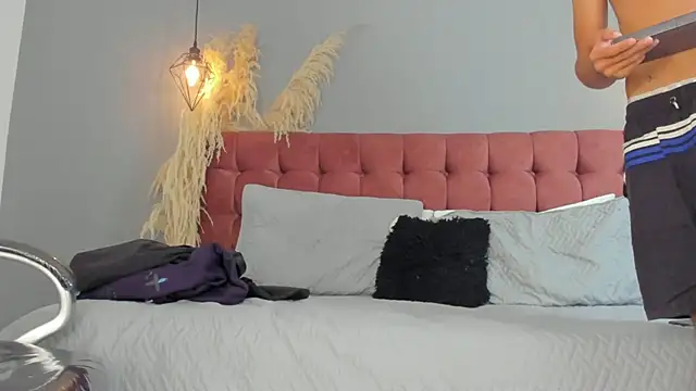 Lois_stone webcam