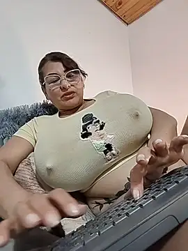 AlexxiaaMat webcam