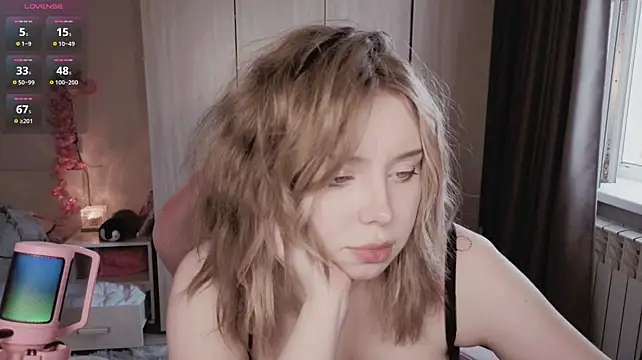 yumi_charm webcam