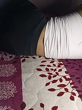 wella-cute live cam on StripChat