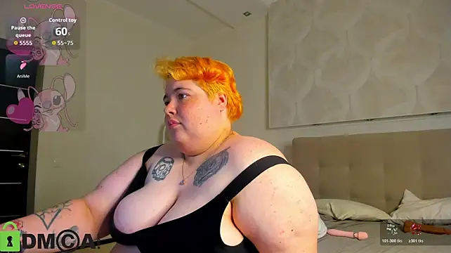 Sew_Sunny live cam on StripChat