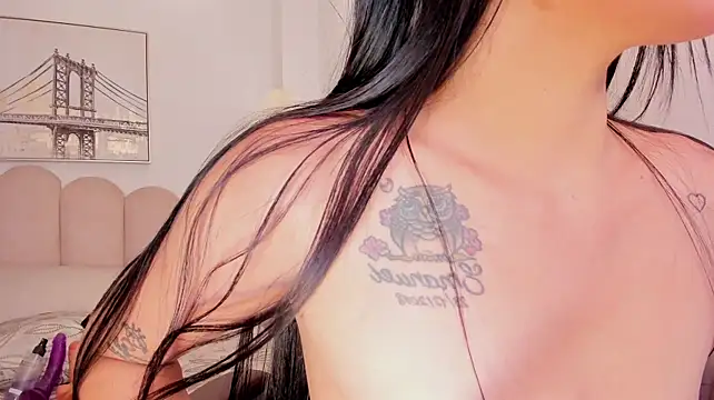 Aili_queens webcam