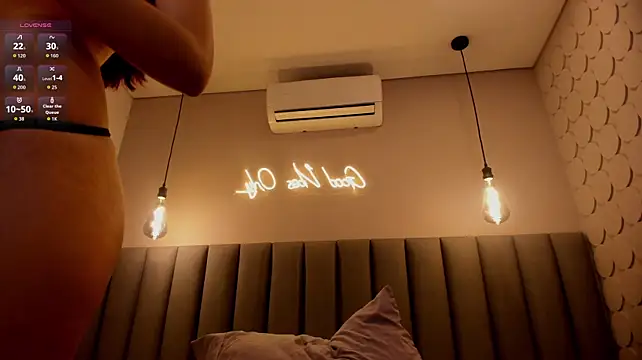 EmilyBlossom_ webcam