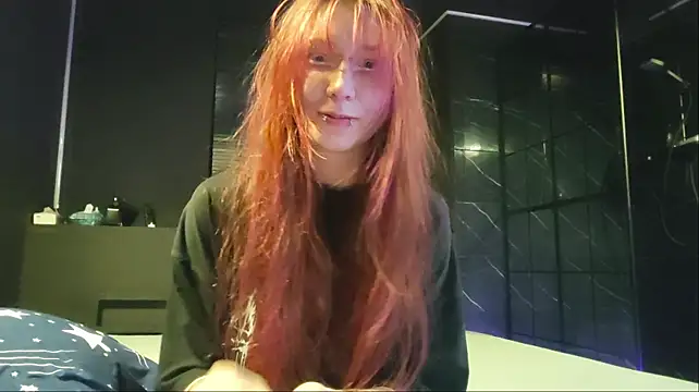 Elison_folger webcam