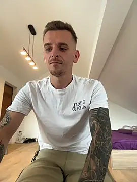 Huge_cock22cm avatar