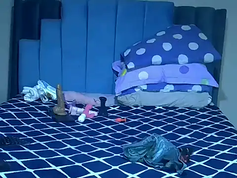 melanin_moon webcam