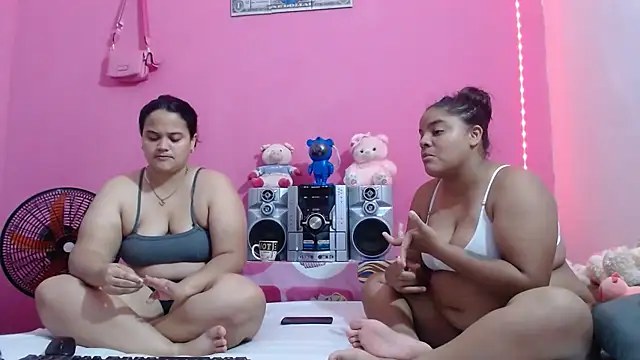 brunnette_hot webcam