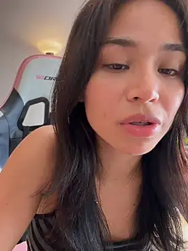 Adriennesexxx