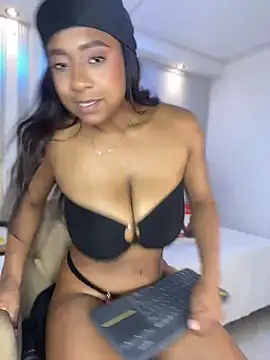 amara_queen_ webcam