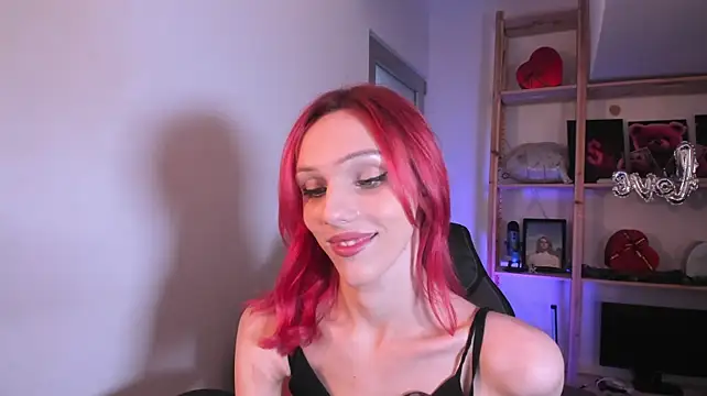 Kirana_Hayes webcam