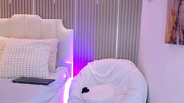 Megann_Scoth webcam