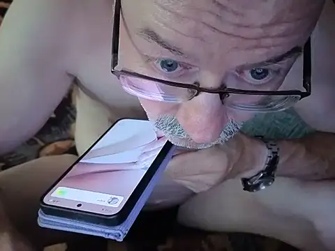 cumloverboyxx69 webcam