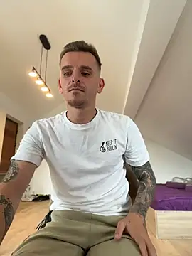 huge_cock22cm (Ask my age) - Let's have fun