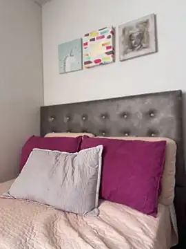Ashleyroberst live sex cam
