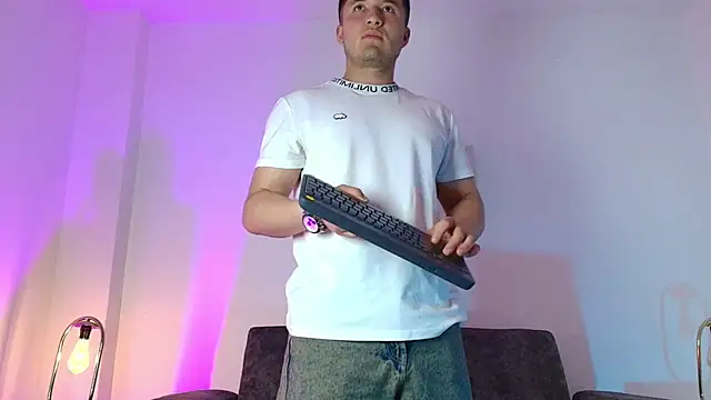 Alexander_Connor webcam