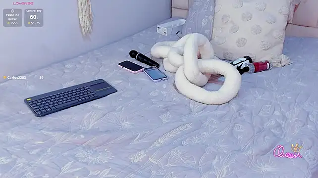 Ashley_Beaomunt webcam