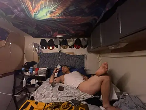 OmarSalasxh33 webcam