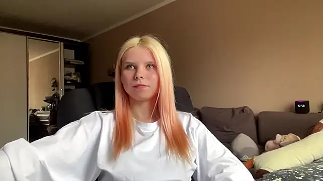 EdwinaDespres webcam