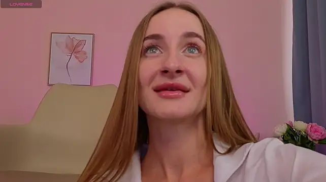 IrisBloommm webcam