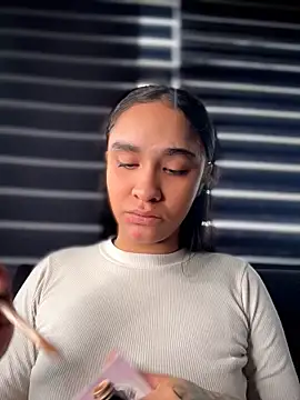 Isabella-Teen webcam