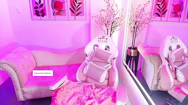 Maddie_T18 webcam