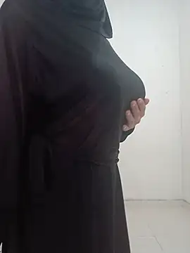 aisha-faraah webcam