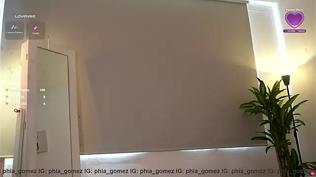 whitneyhot webcam