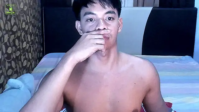 Crazyasiancum1 webcam