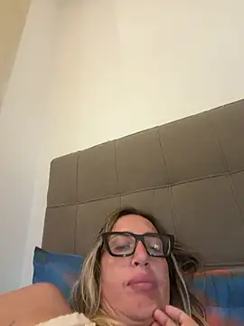 casalinga88 live cam on StripChat