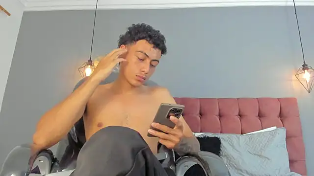 Lois_stone webcam
