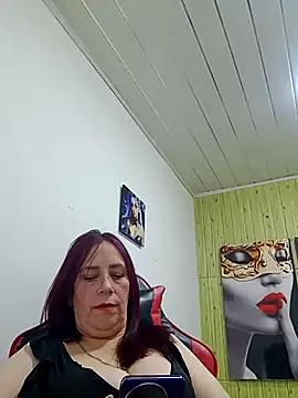 Chantalvedette webcam