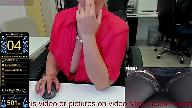 squirt_milf_viktoria webcam